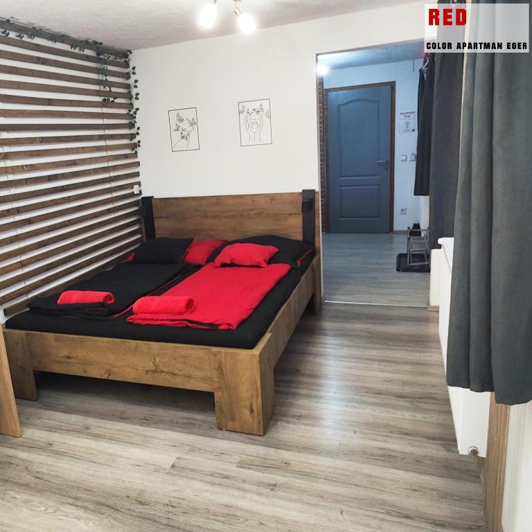 RED apartman franciaágyas hálórésze